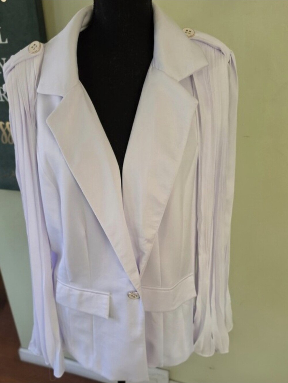 Ashley Stewart White Pleated Cape Pantsuit Size 16 NWT - Picture 2 of 9